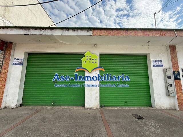 #879 - Salón Comercial para Alquiler en Florencia - CAQ